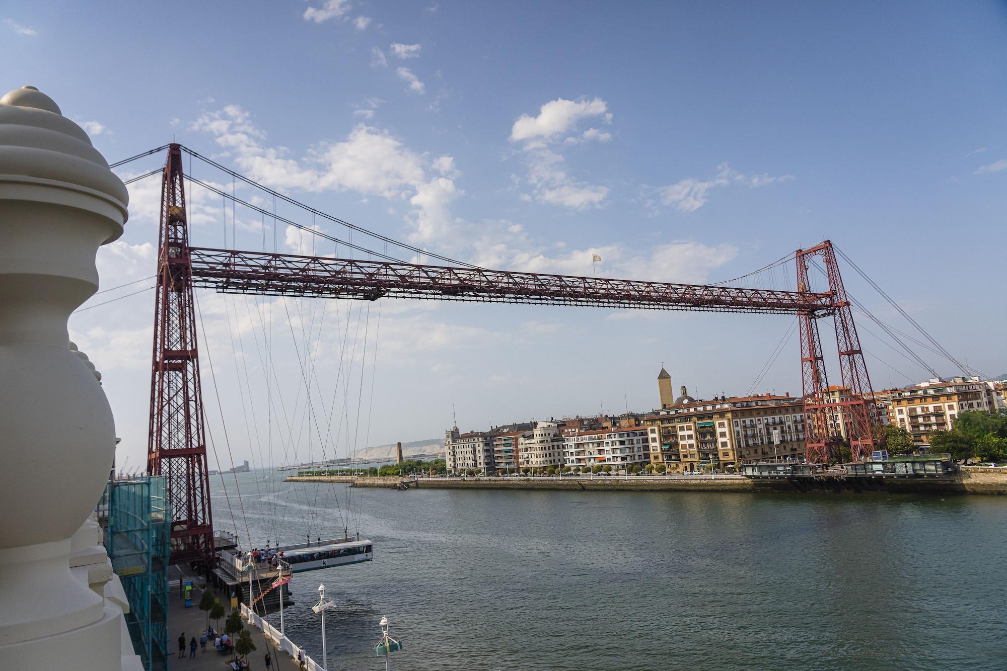 Puente Colgante Boutique Hotel Portugalete Exteriör bild